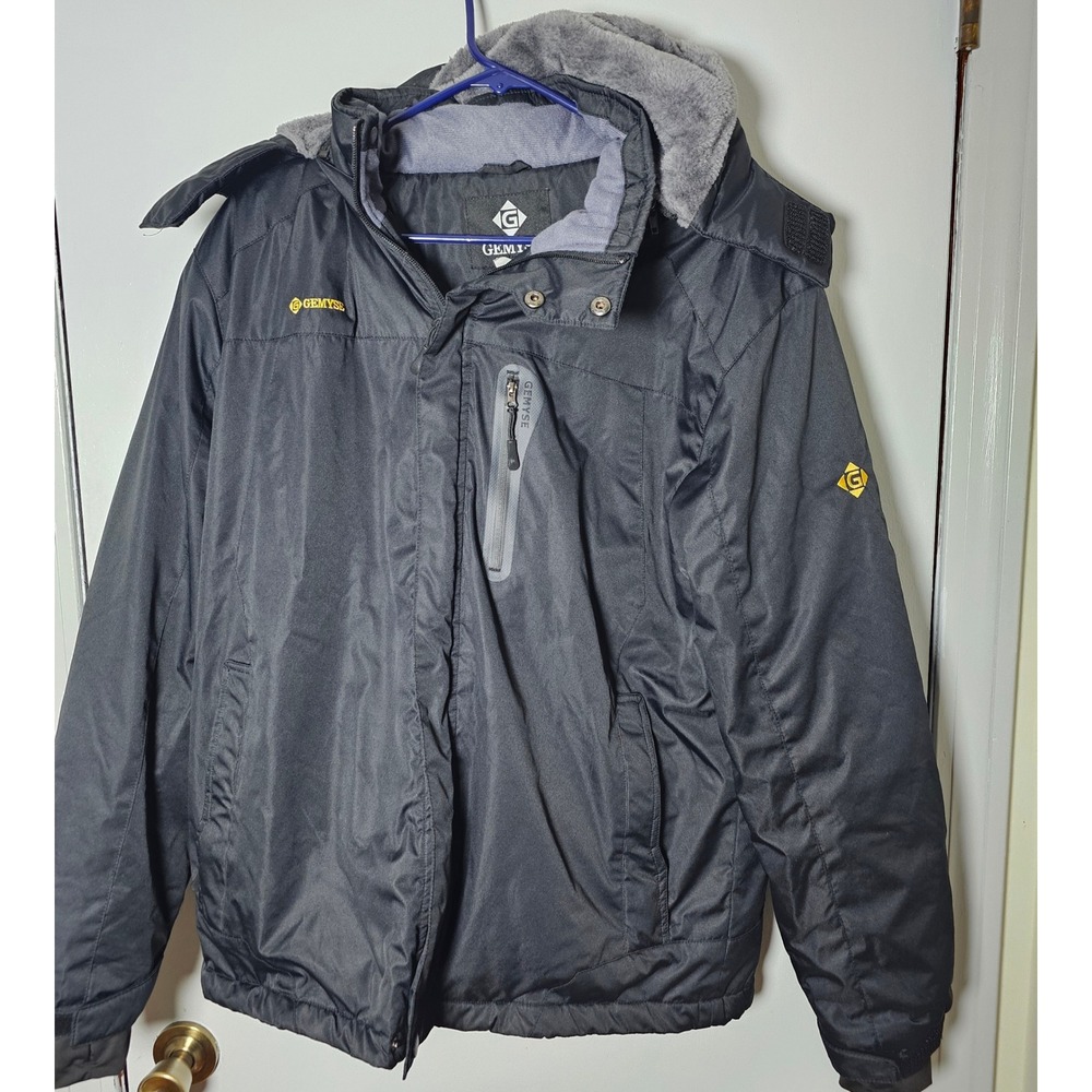 GEMYSE Mens Mountain Waterproof Ski Jacket Black Hooded Winter Coat Size M